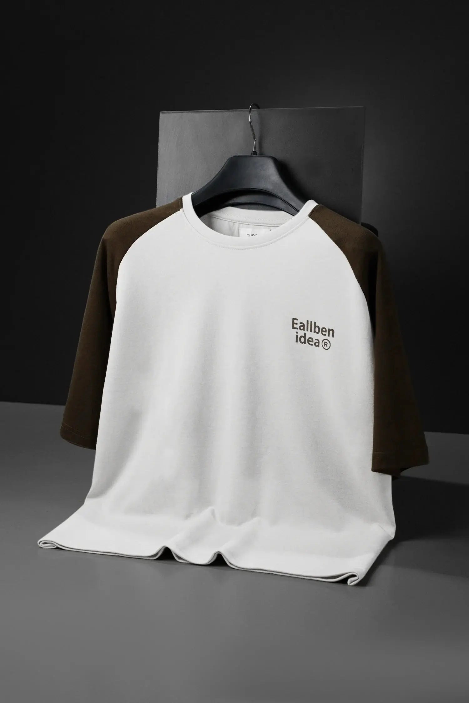 WEARO  Relaxed-Fit Raglan Oversize Tee WEARO